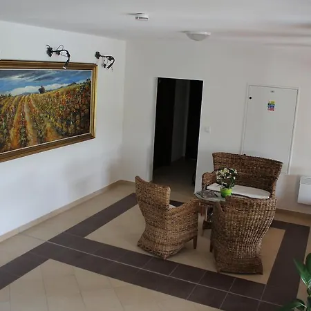 Guest house U Sklepu 3*